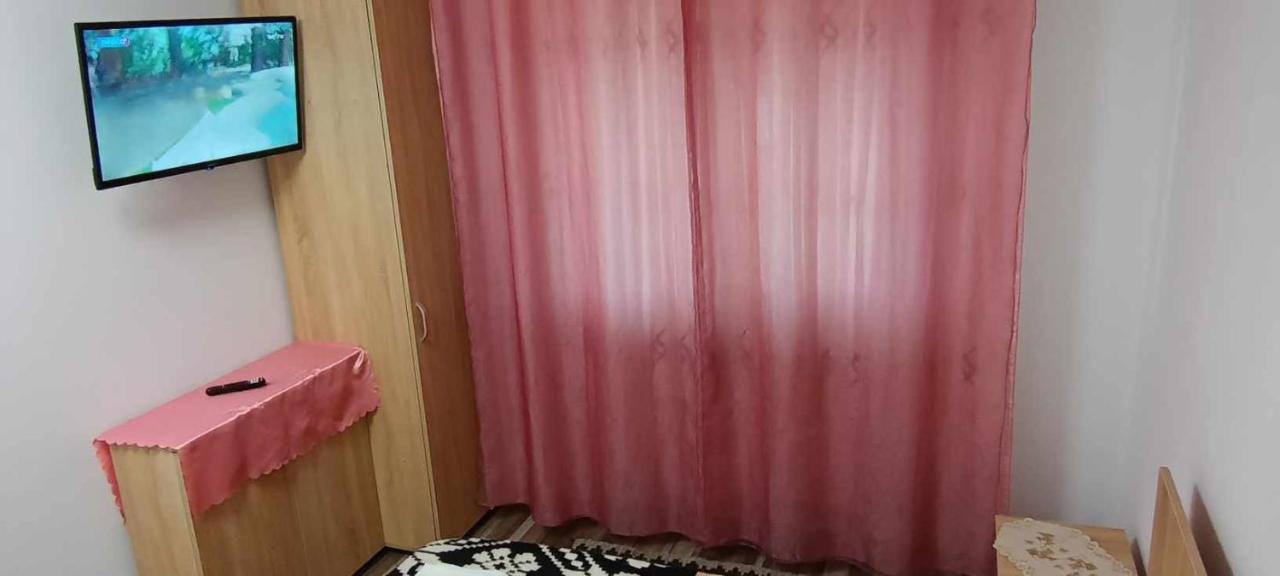 Willa Casuta Din Livada Moisei Zewnętrze zdjęcie