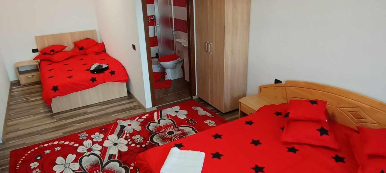 Willa Casuta Din Livada Moisei Zewnętrze zdjęcie